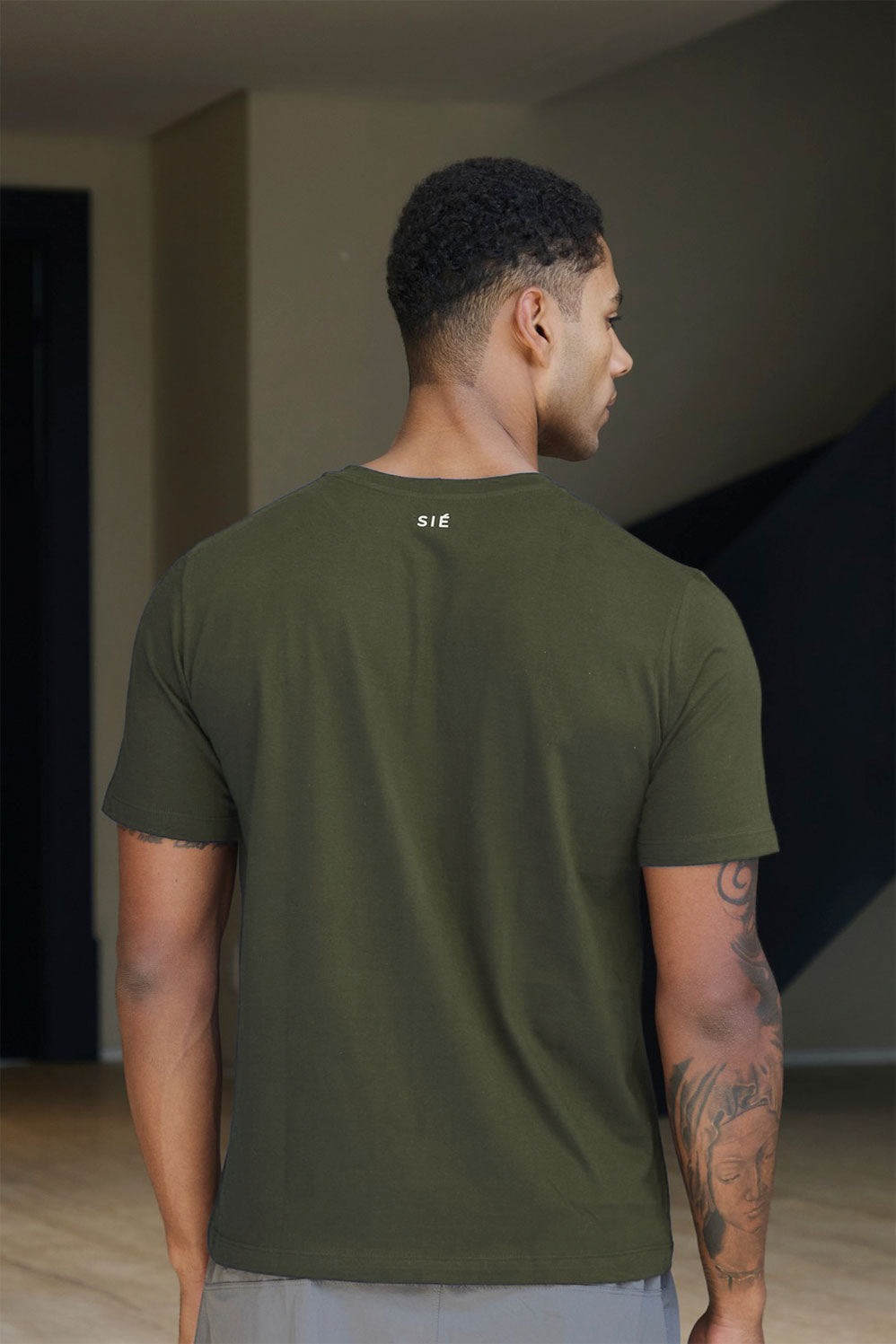 Camiseta Pierre Algodão Oliva